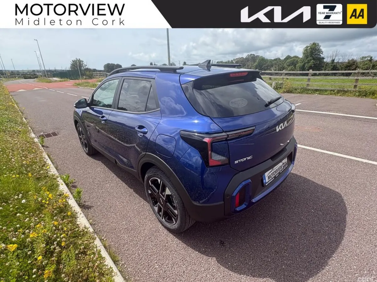 Kia Stonic Hatchback, Petrol, 2027, Blue