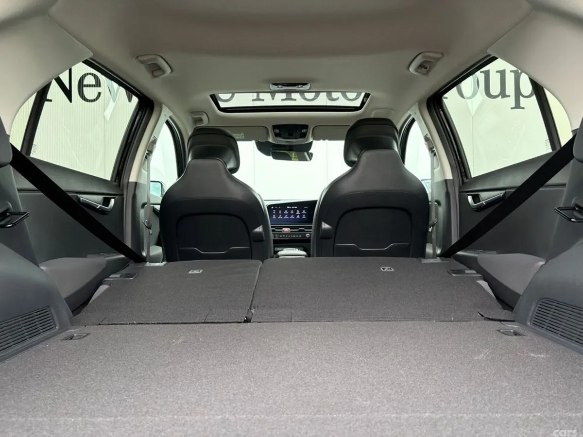 Kia Niro Hatchback, Petrol Plug-in Hybrid, 2026, Black