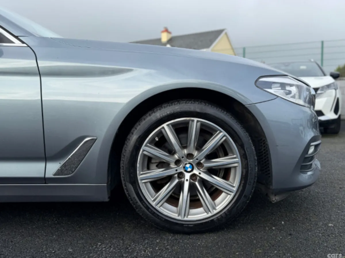 BMW 5-Series Saloon, Diesel, 2018, Blue