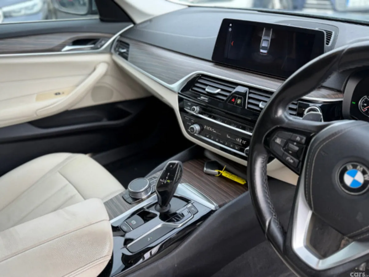 BMW 5-Series Saloon, Diesel, 2018, Blue