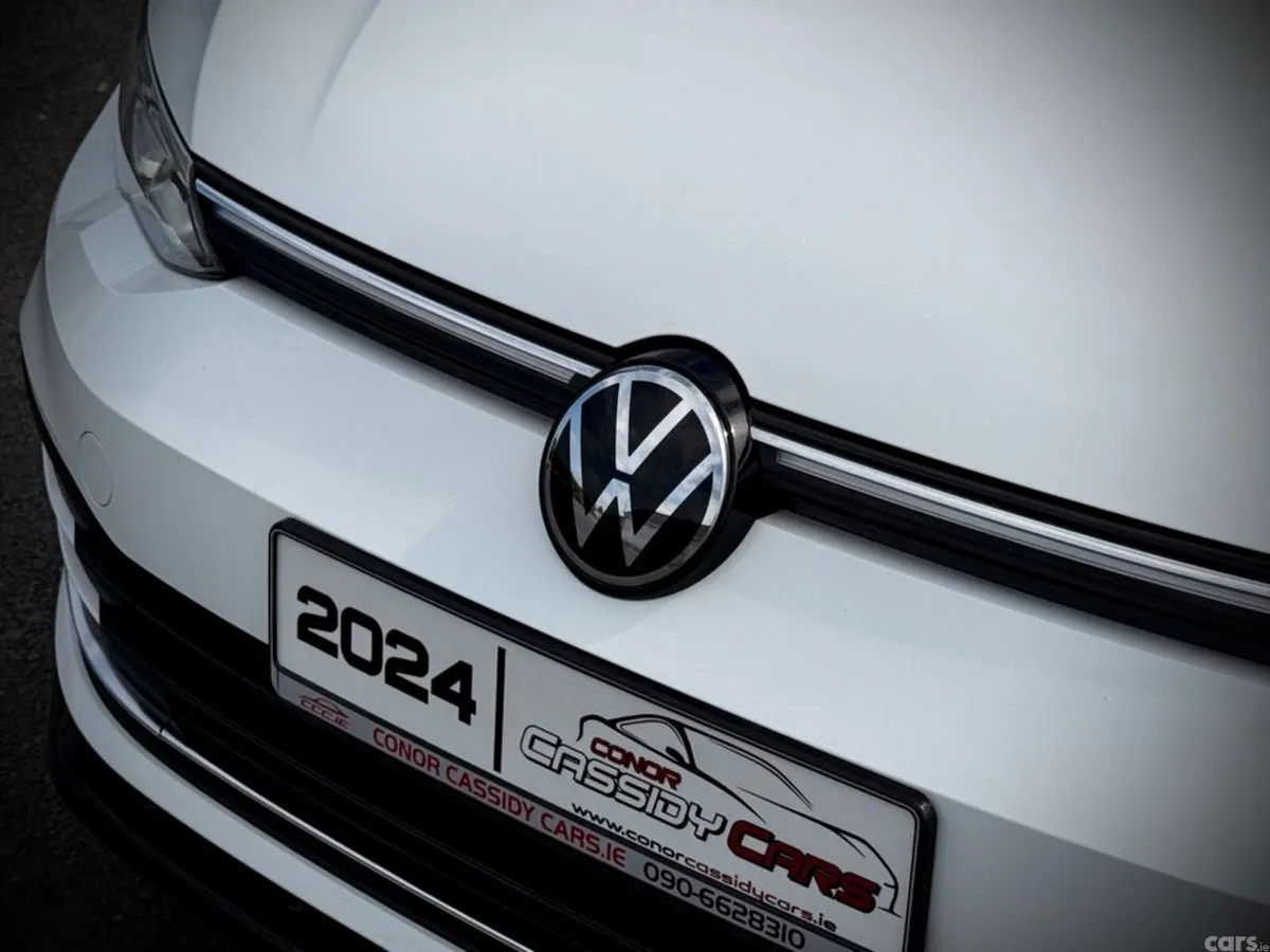 Volkswagen Golf Hatchback, Petrol, 2024, White
