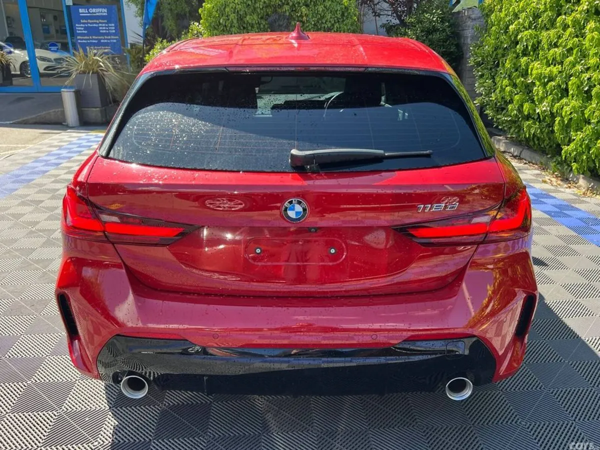 BMW 1-Series Hatchback, Diesel, 2020, Red