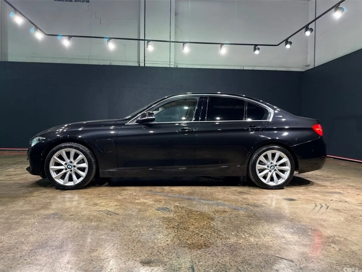 BMW 3-Series Saloon, Petrol Plug-in Hybrid, 2016, Black