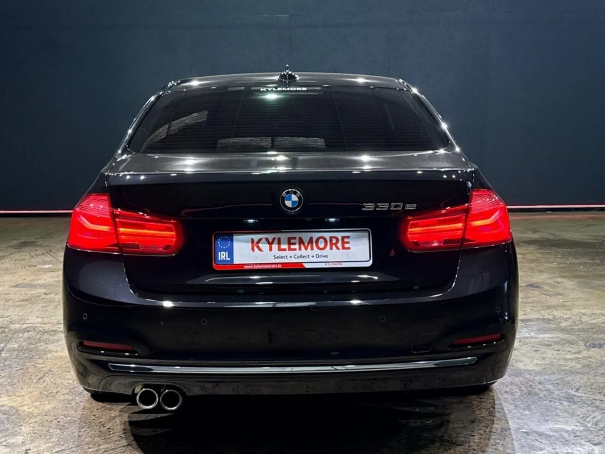 BMW 3-Series Saloon, Petrol Plug-in Hybrid, 2016, Black