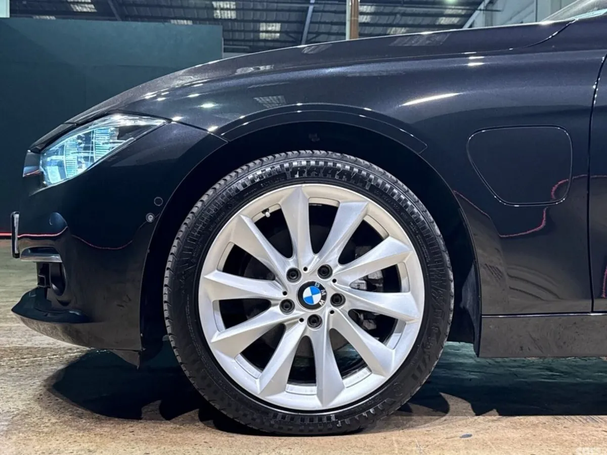 BMW 3-Series Saloon, Petrol Plug-in Hybrid, 2016, Black