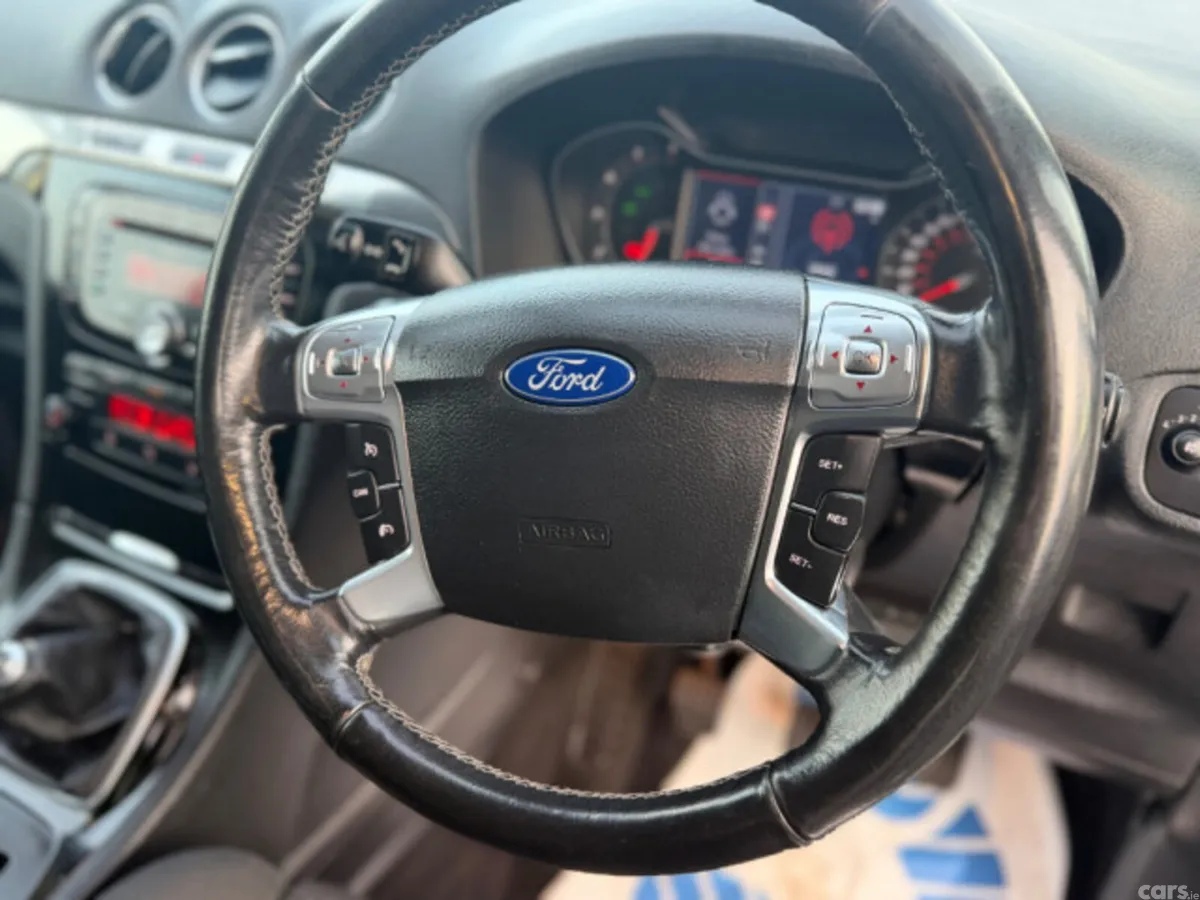 Ford S-Max MPV, Diesel, 2015, Silver