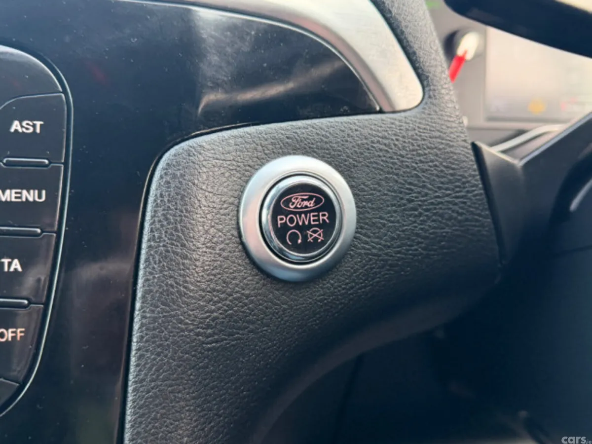 Ford S-Max MPV, Diesel, 2015, Silver