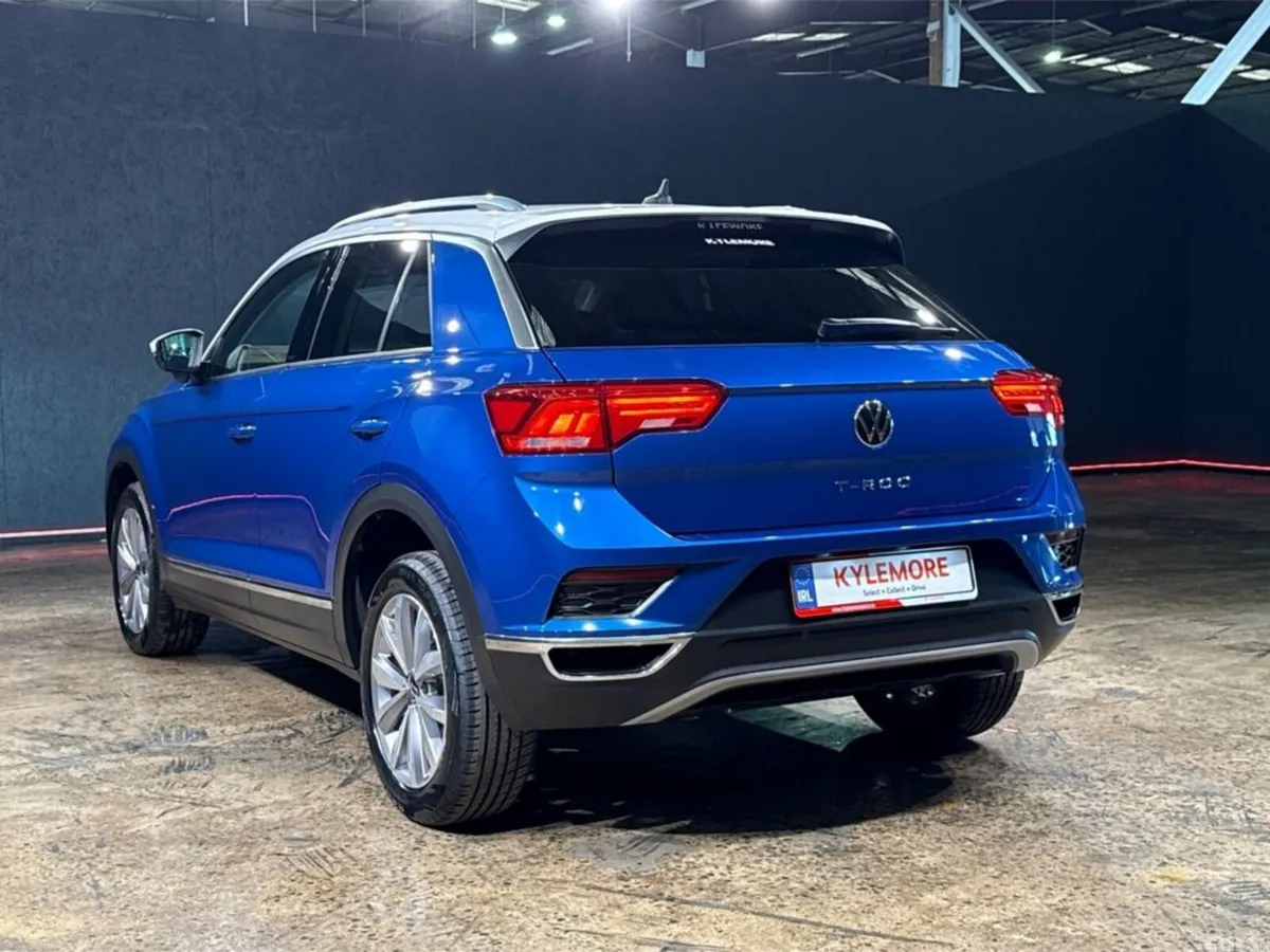 Volkswagen T-Roc SUV, Diesel, 2021, Blue