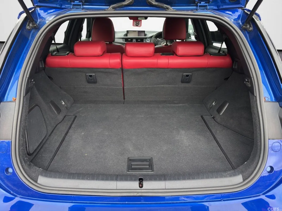 Lexus CT Hatchback, Petrol Hybrid, 2018, Blue