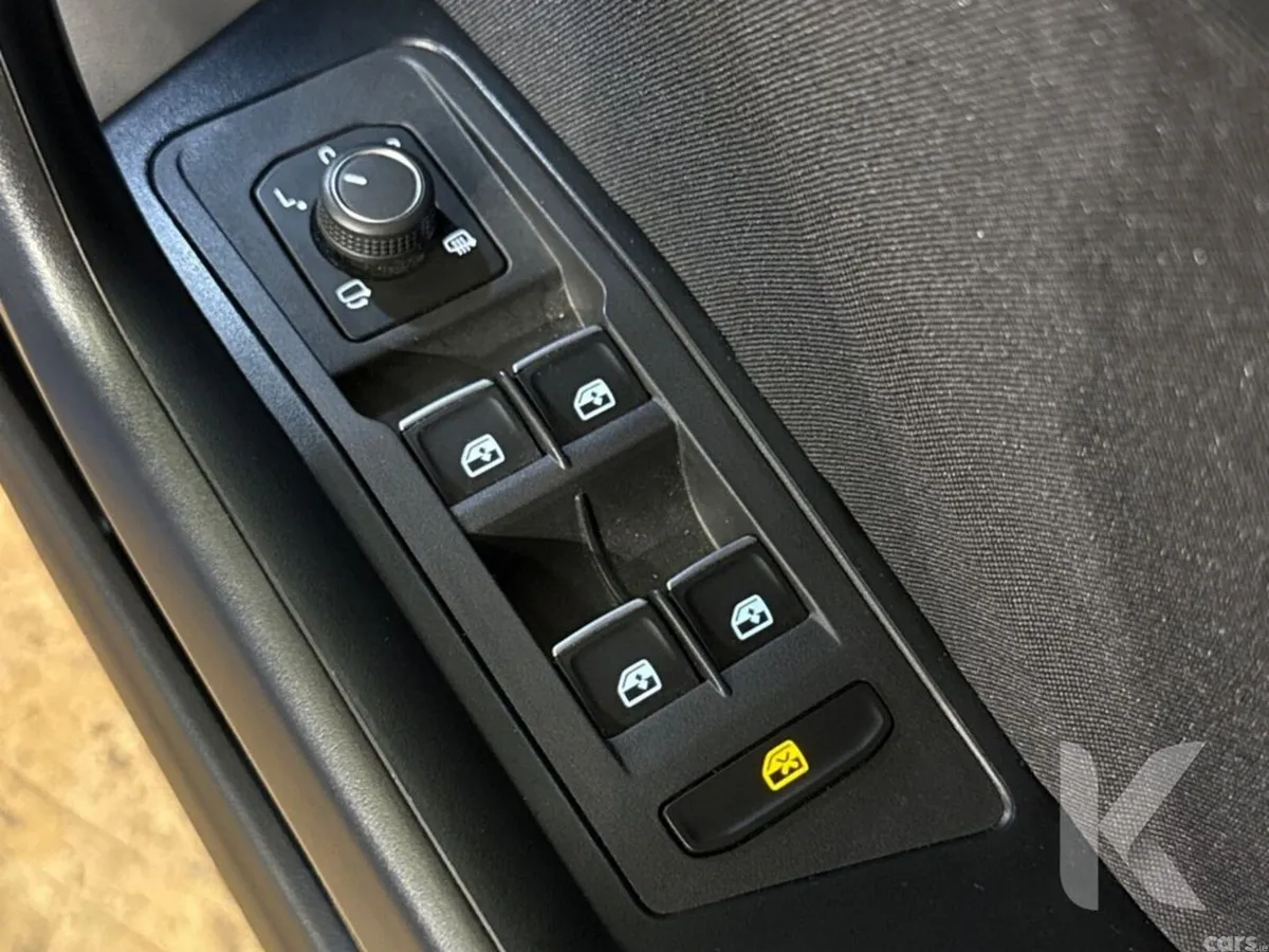 Volkswagen T-Roc SUV, Diesel, 2021, Blue