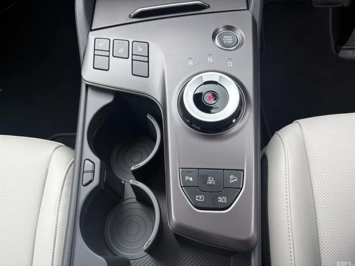 Kia Sportage SUV, Petrol Plug-in Hybrid, 2027, Red
