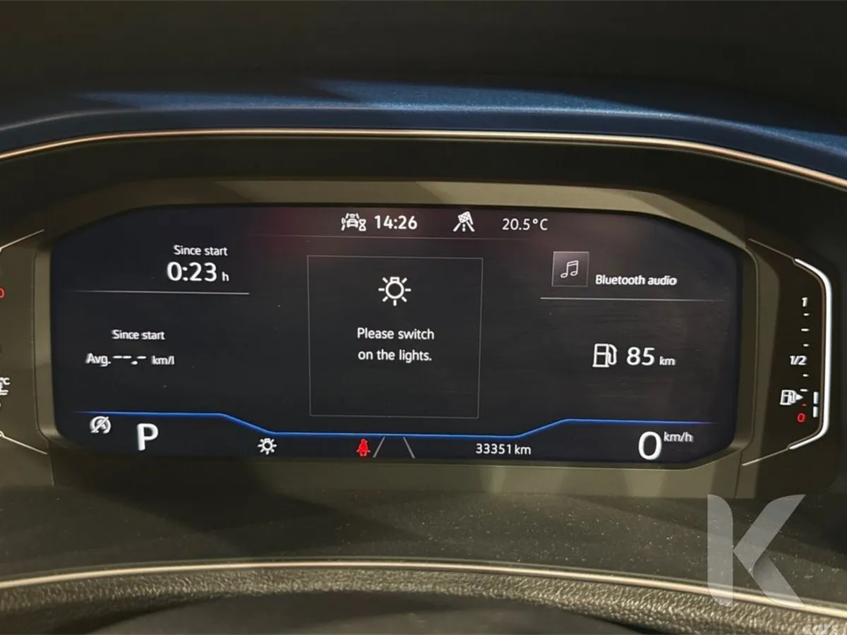 Volkswagen T-Roc SUV, Diesel, 2021, Blue