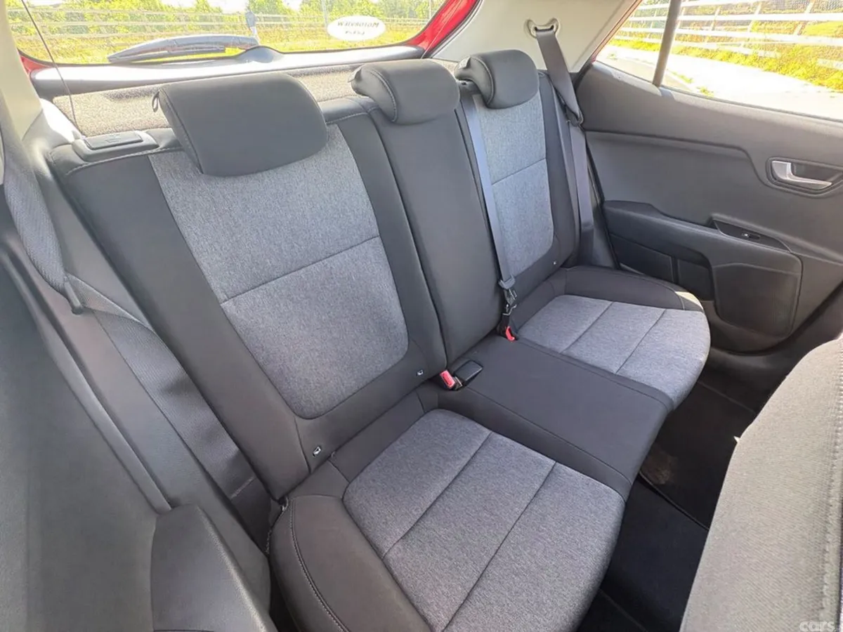 Kia Stonic Hatchback, Petrol, 2027, Red