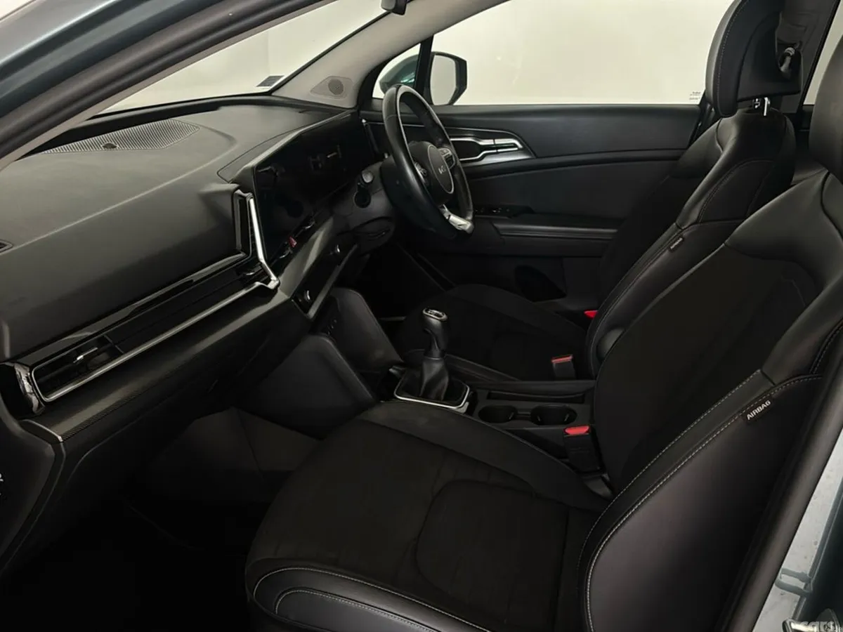 Kia Sportage SUV, Diesel, 2022, Grey