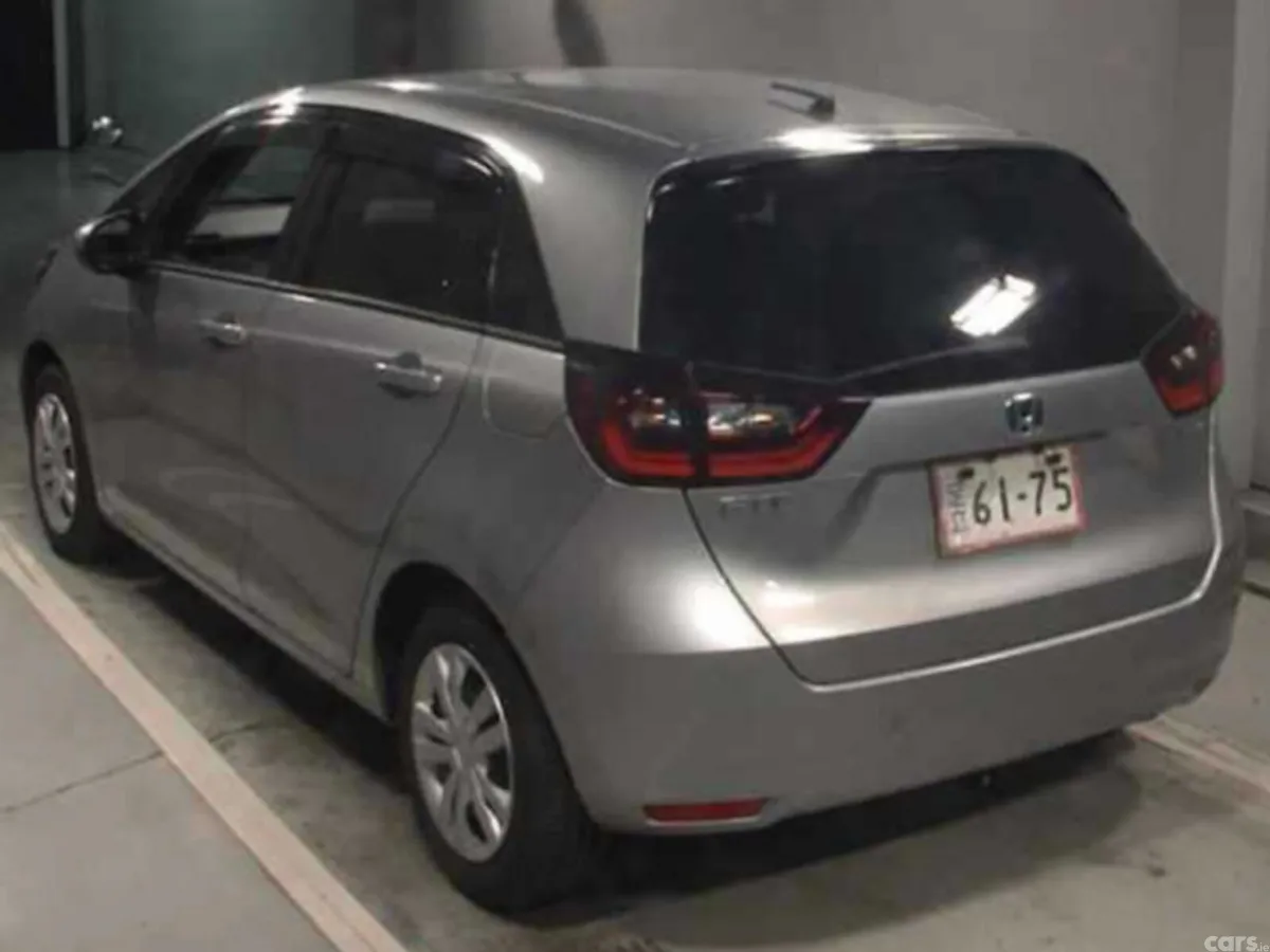 Honda Fit Hatchback, Petrol Hybrid, 2021, Silver