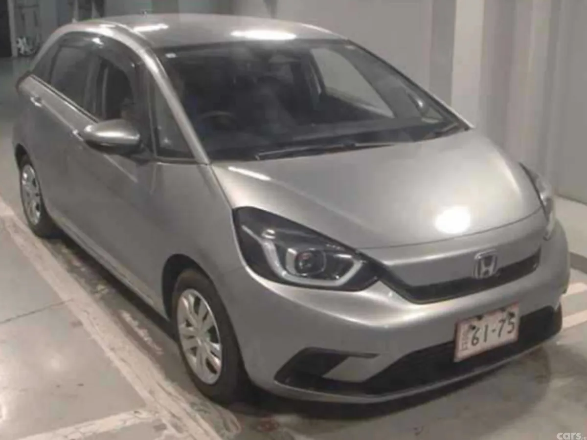 Honda Fit Hatchback, Petrol Hybrid, 2021, Silver