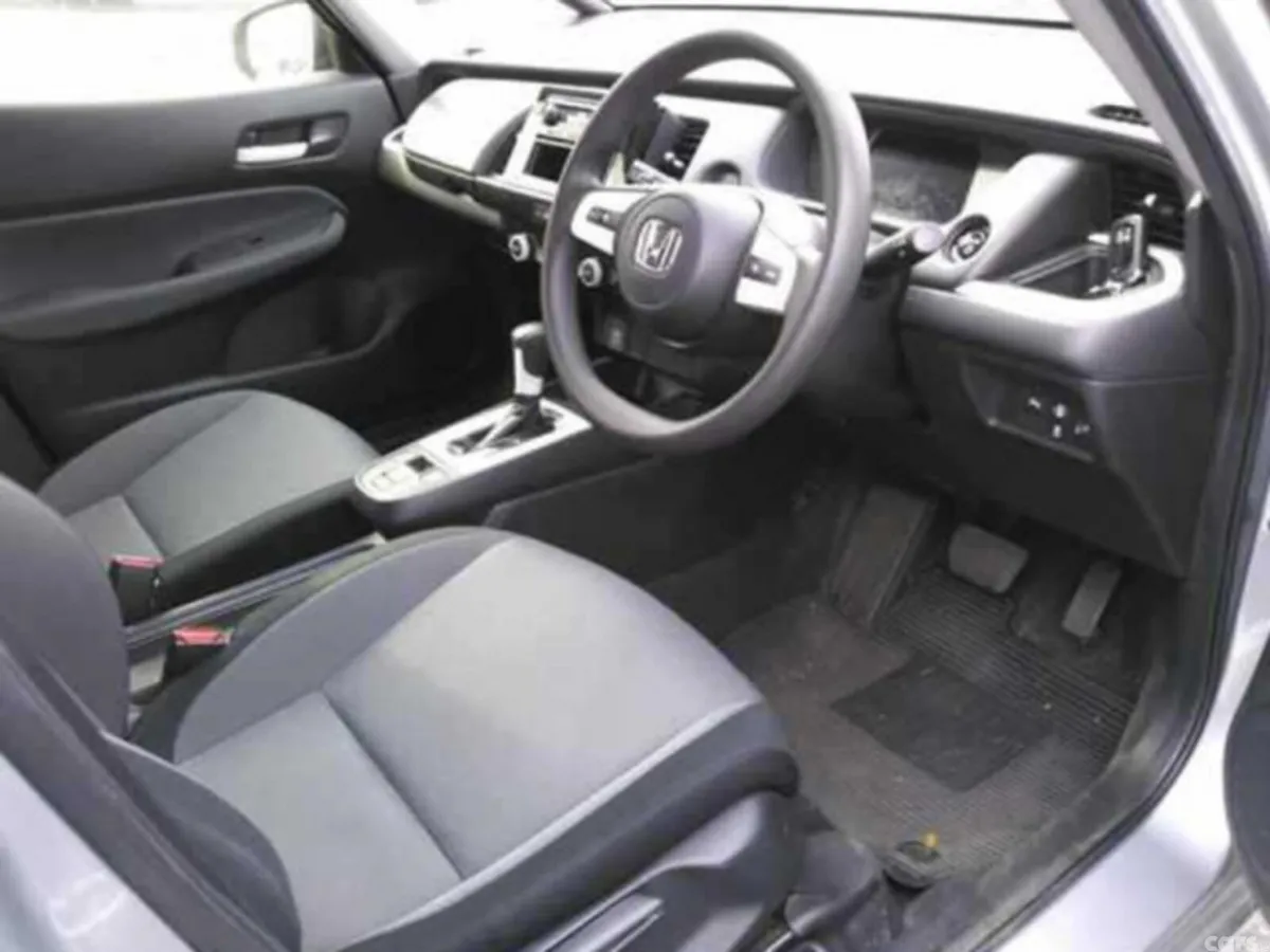 Honda Fit Hatchback, Petrol Hybrid, 2021, Silver