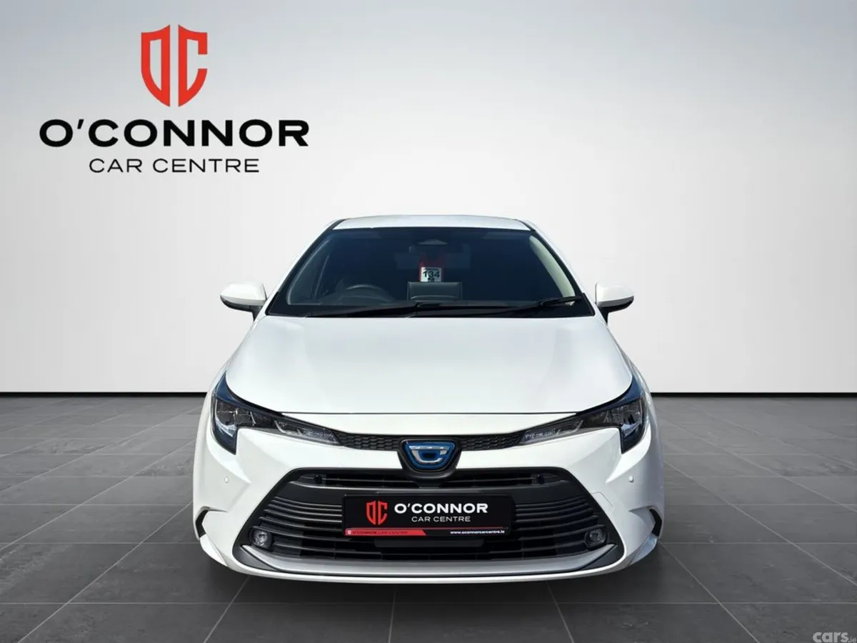 Toyota Corolla Estate, Petrol Hybrid, 2023, White