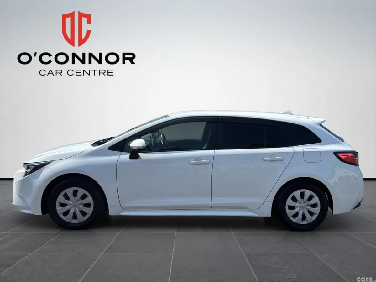 Toyota Corolla Estate, Petrol Hybrid, 2023, White