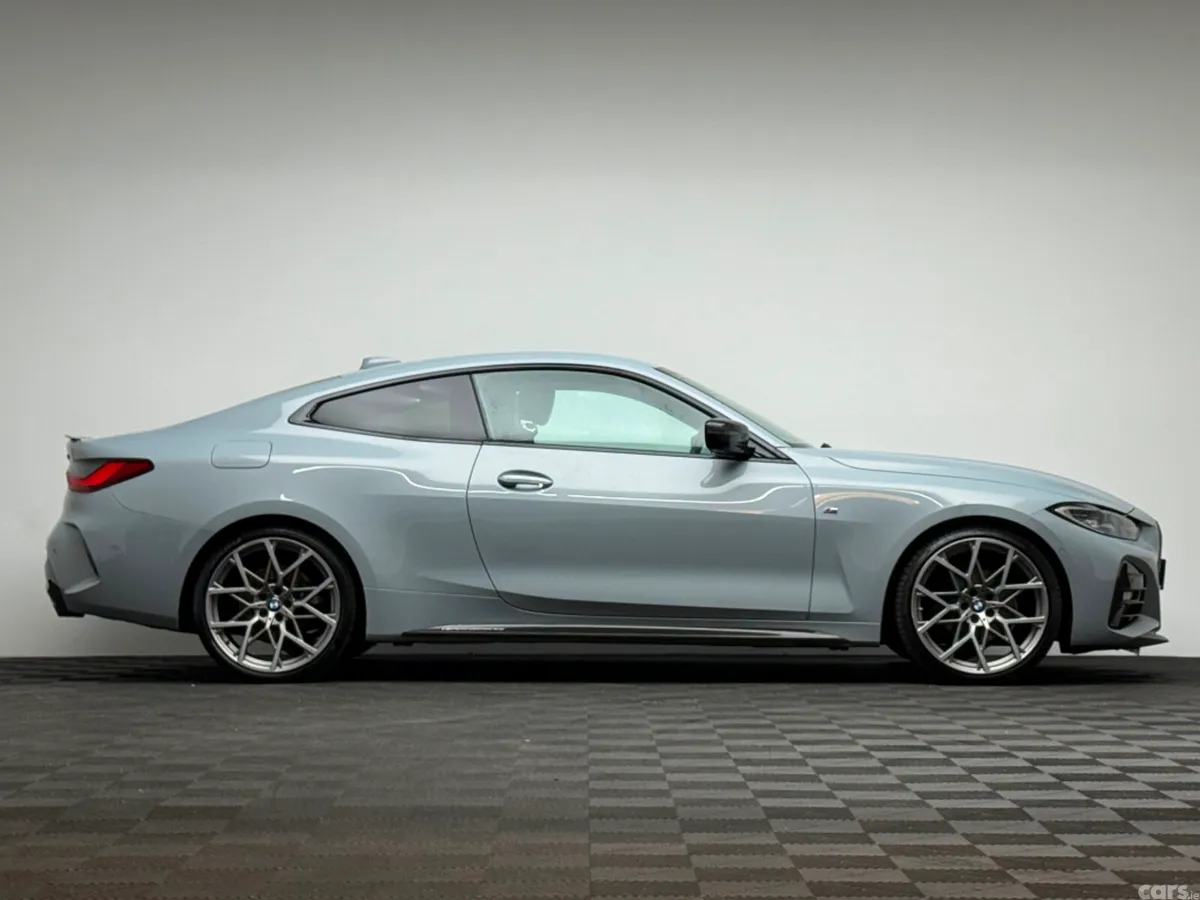 BMW 4-Series Coupe, Diesel, 2022, Grey