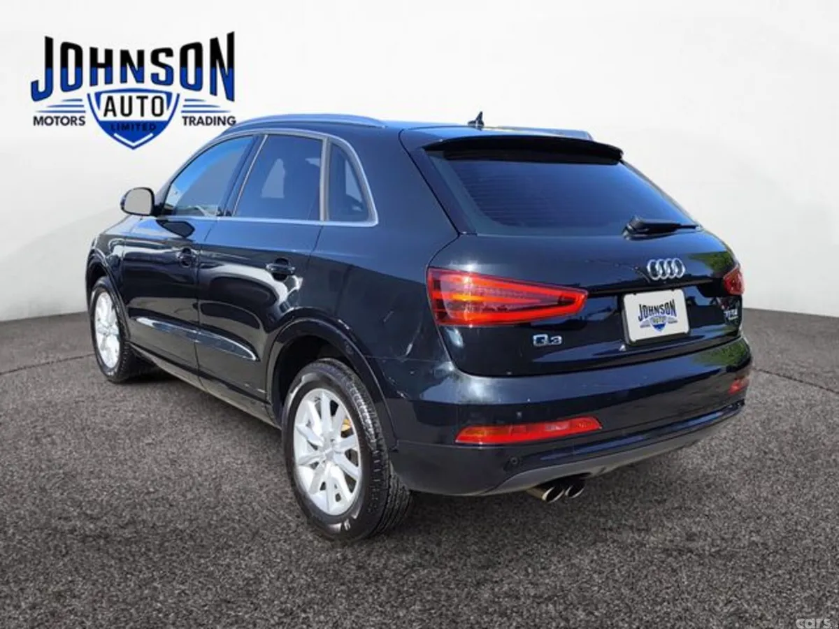 Audi Q3 SUV, Petrol, 2015, Black