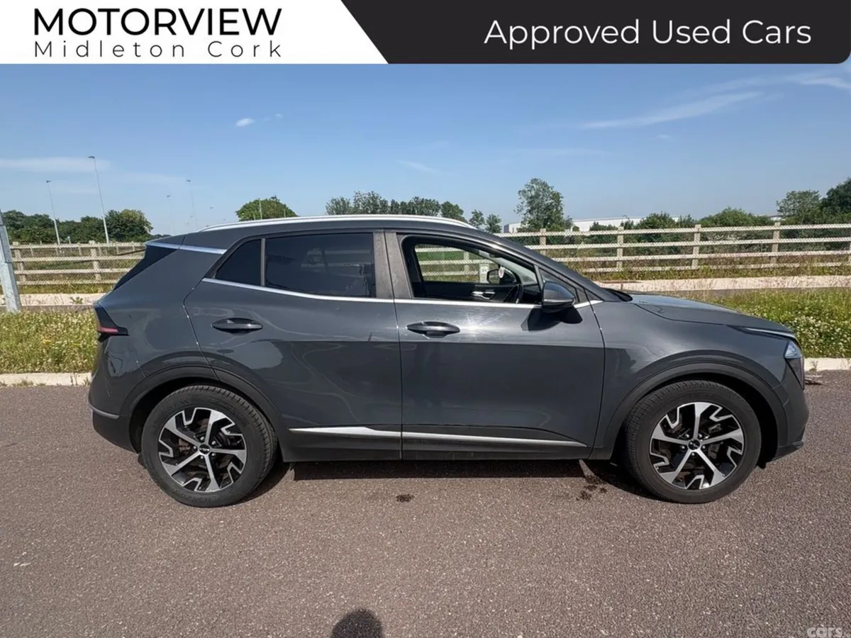 Kia Sportage SUV, Diesel Hybrid, 2023, Grey