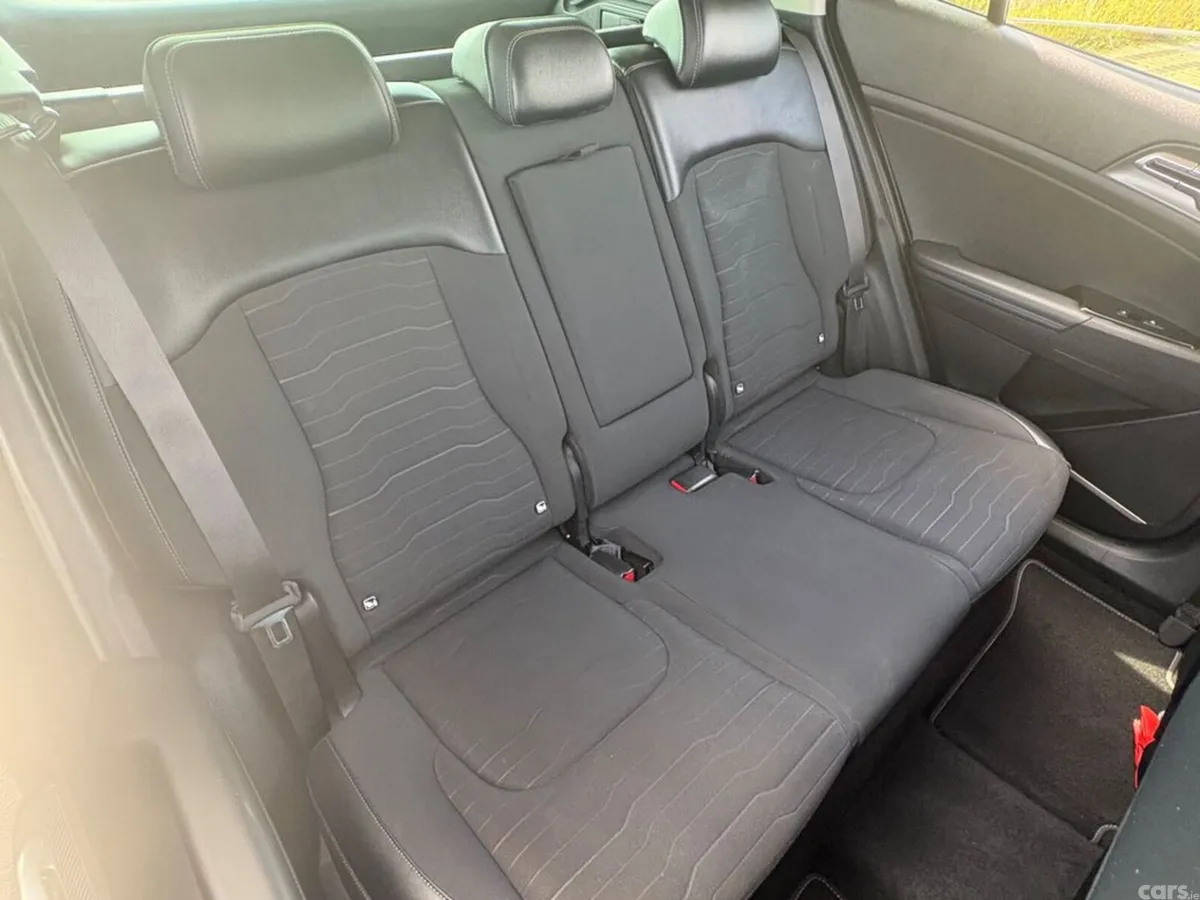 Kia Sportage SUV, Diesel Hybrid, 2023, Grey