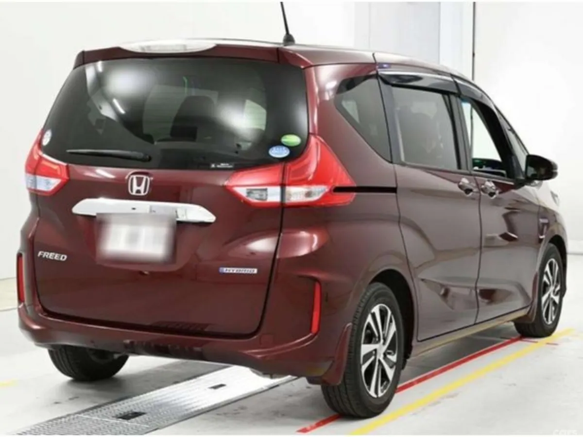Honda Freed MPV, Petrol Hybrid, 2017, Brown
