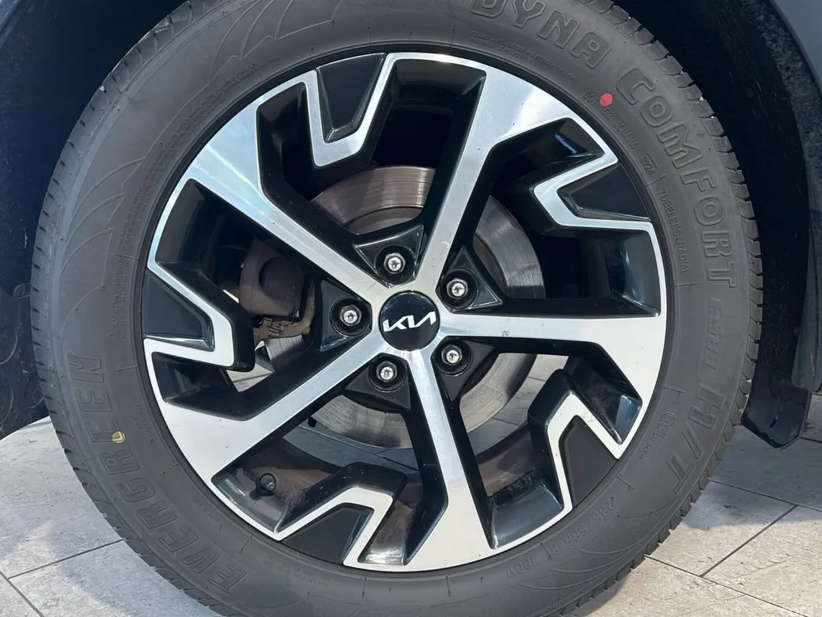 Kia Sportage MPV, Diesel Hybrid, 2023, Grey