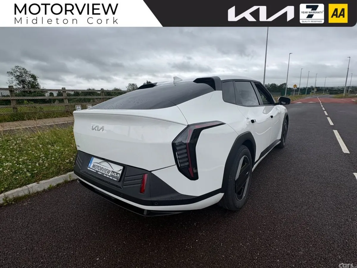 Kia EV4 Hatchback, Electric, 2027, White