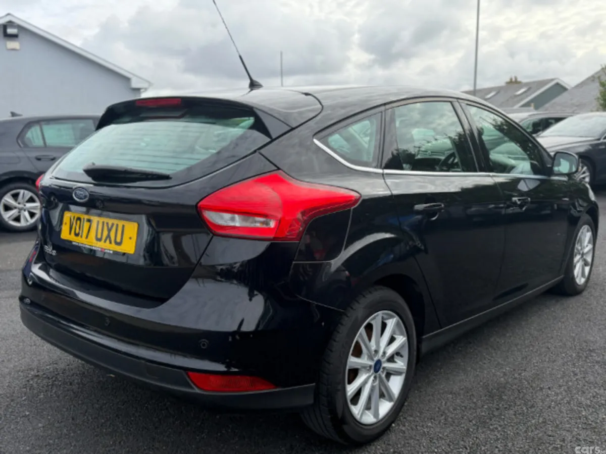 Ford Focus Hatchback, Diesel, 2017, Black