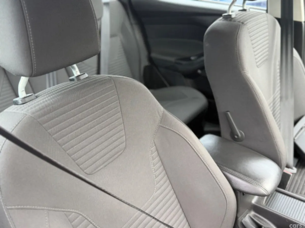 Ford Focus Hatchback, Diesel, 2017, Black