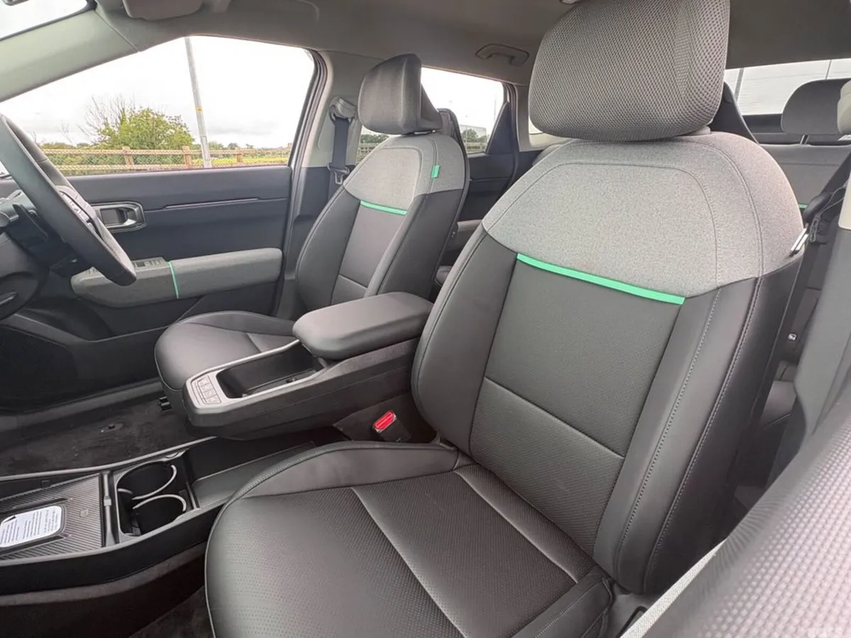 Kia EV4 Hatchback, Electric, 2027, White