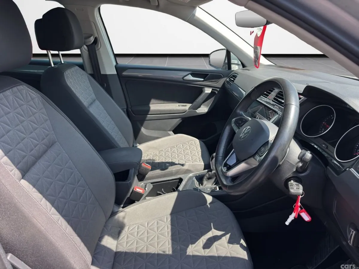 Volkswagen Tiguan Estate, Diesel, 2023, Grey