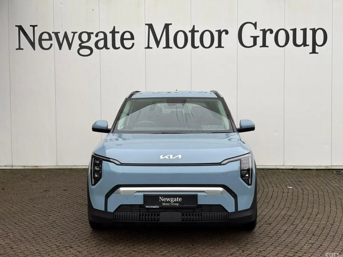 Kia EV3 Hatchback, Electric, 2027, Blue