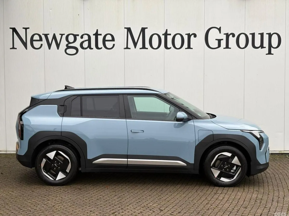 Kia EV3 Hatchback, Electric, 2027, Blue