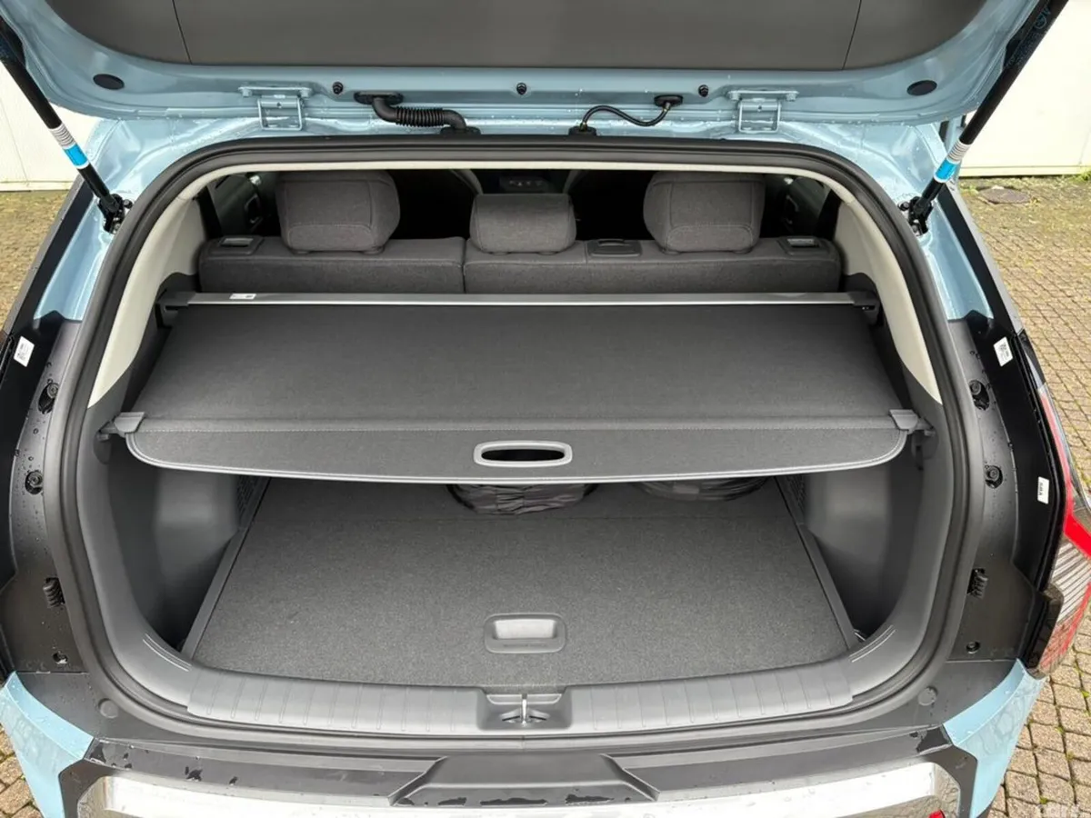 Kia EV3 Hatchback, Electric, 2027, Blue