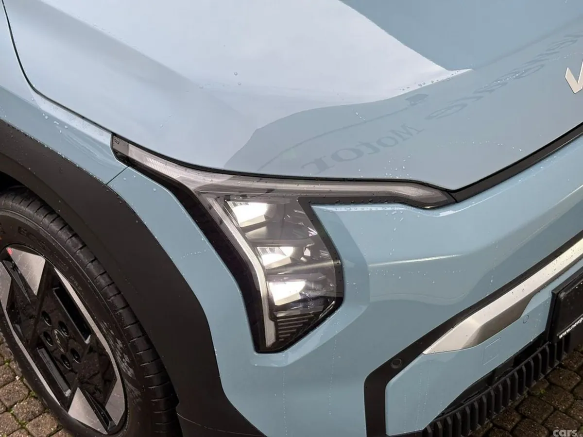 Kia EV3 Hatchback, Electric, 2027, Blue