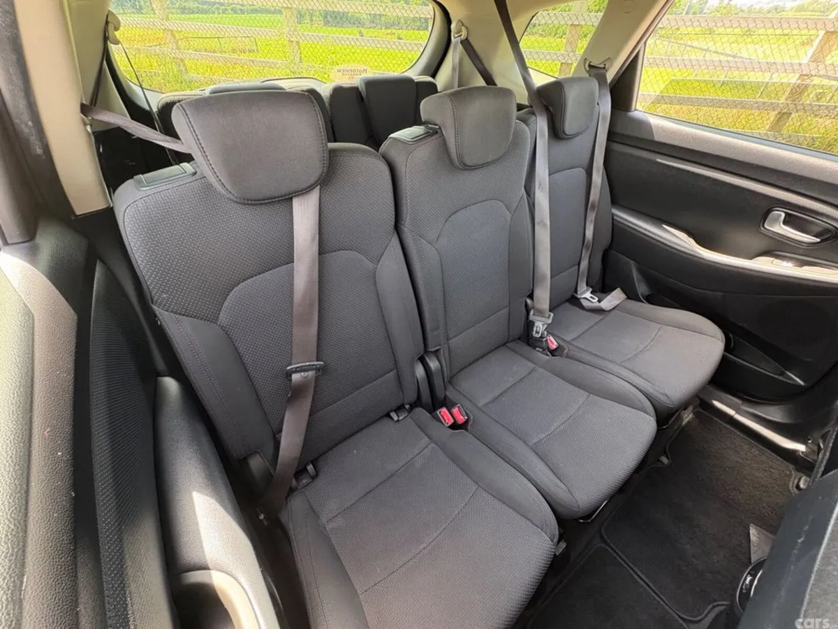 Kia Carens MPV, Diesel, 2016, Blue