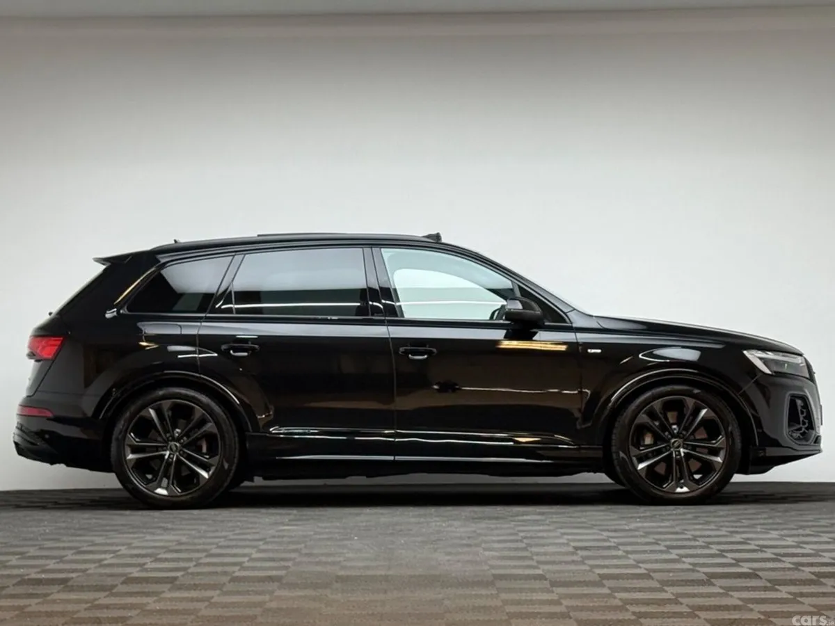 Audi Q7 SUV, Petrol Plug-in Hybrid, 2025, Black