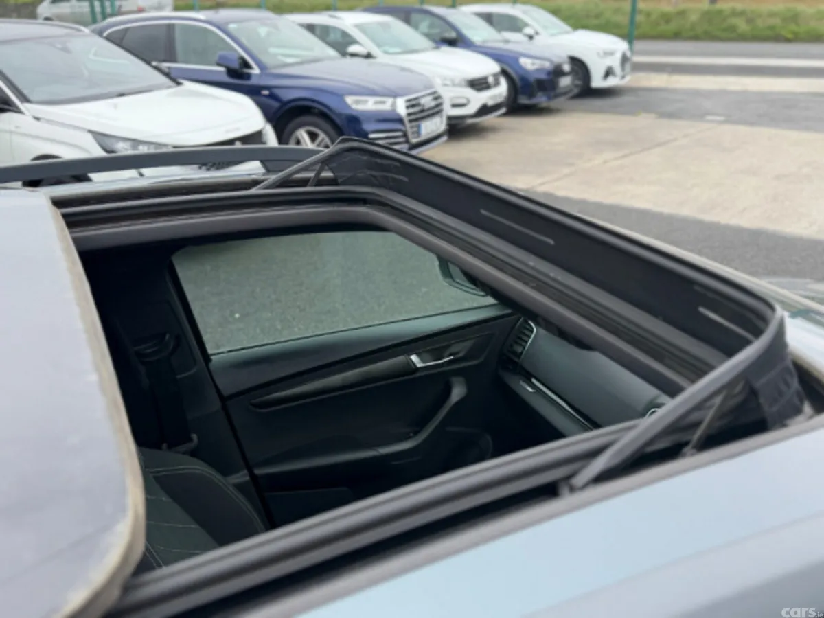 Skoda Karoq Estate, Diesel, 2019, Grey
