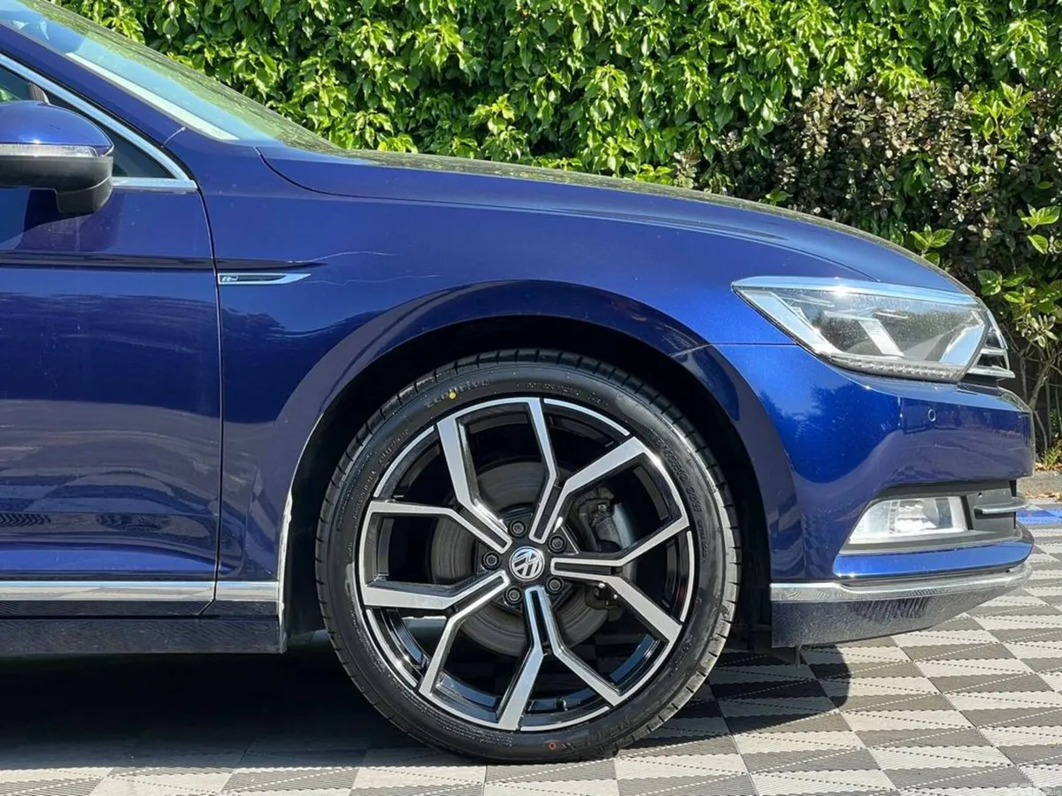Volkswagen Passat Estate, Diesel, 2018, Blue