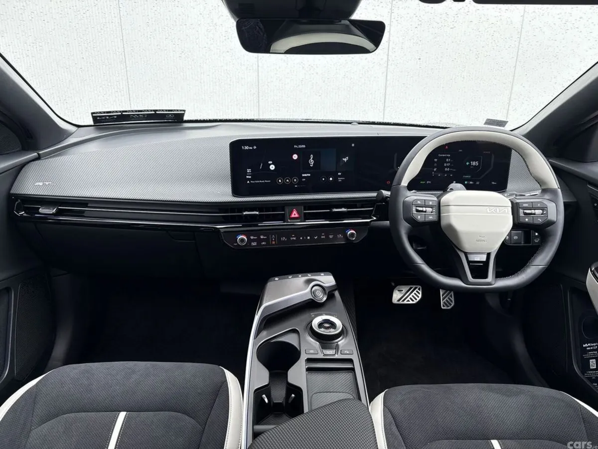 Kia EV6 Hatchback, Electric, 2027, Black