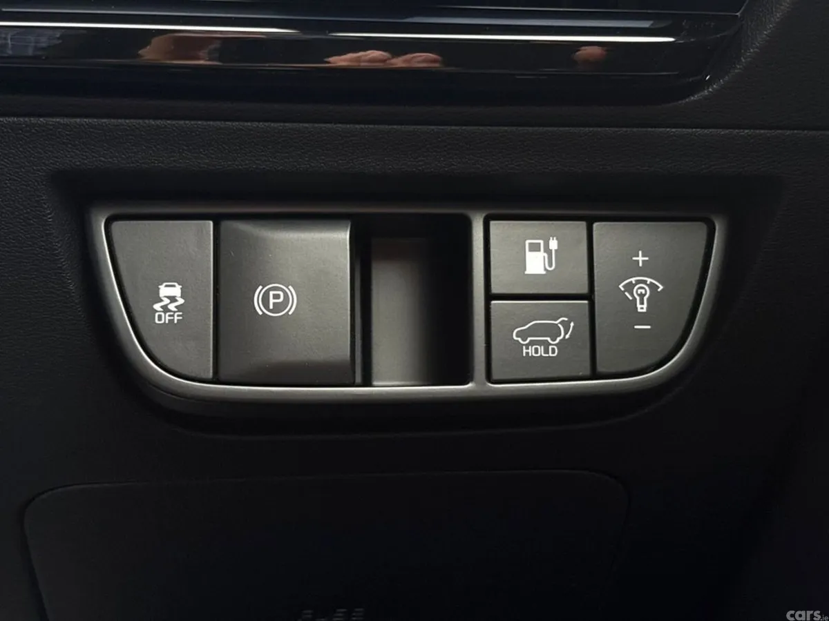 Kia EV6 Hatchback, Electric, 2027, Black