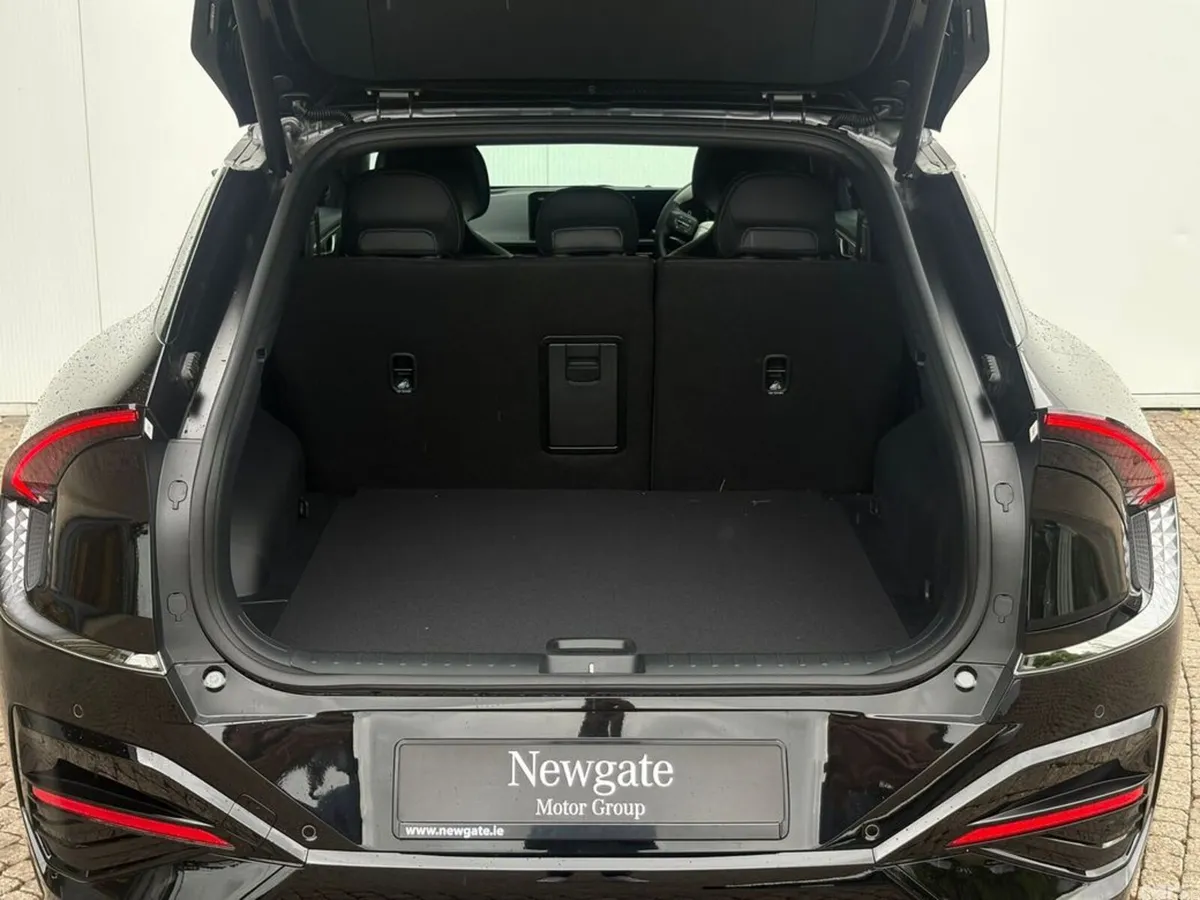 Kia EV6 Hatchback, Electric, 2027, Black