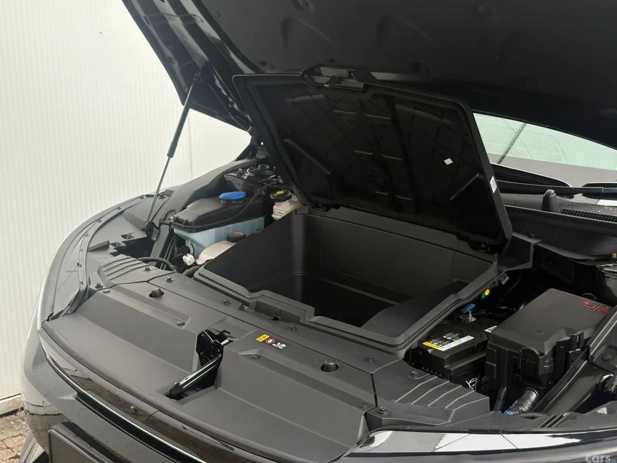 Kia EV6 Hatchback, Electric, 2027, Black