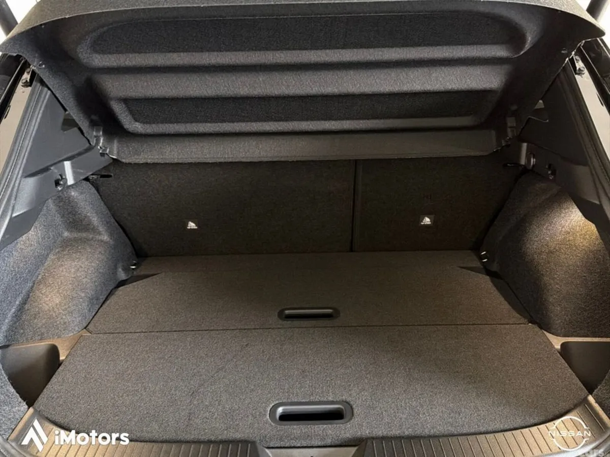 Nissan Qashqai SUV, Petrol Hybrid, 2027, Black