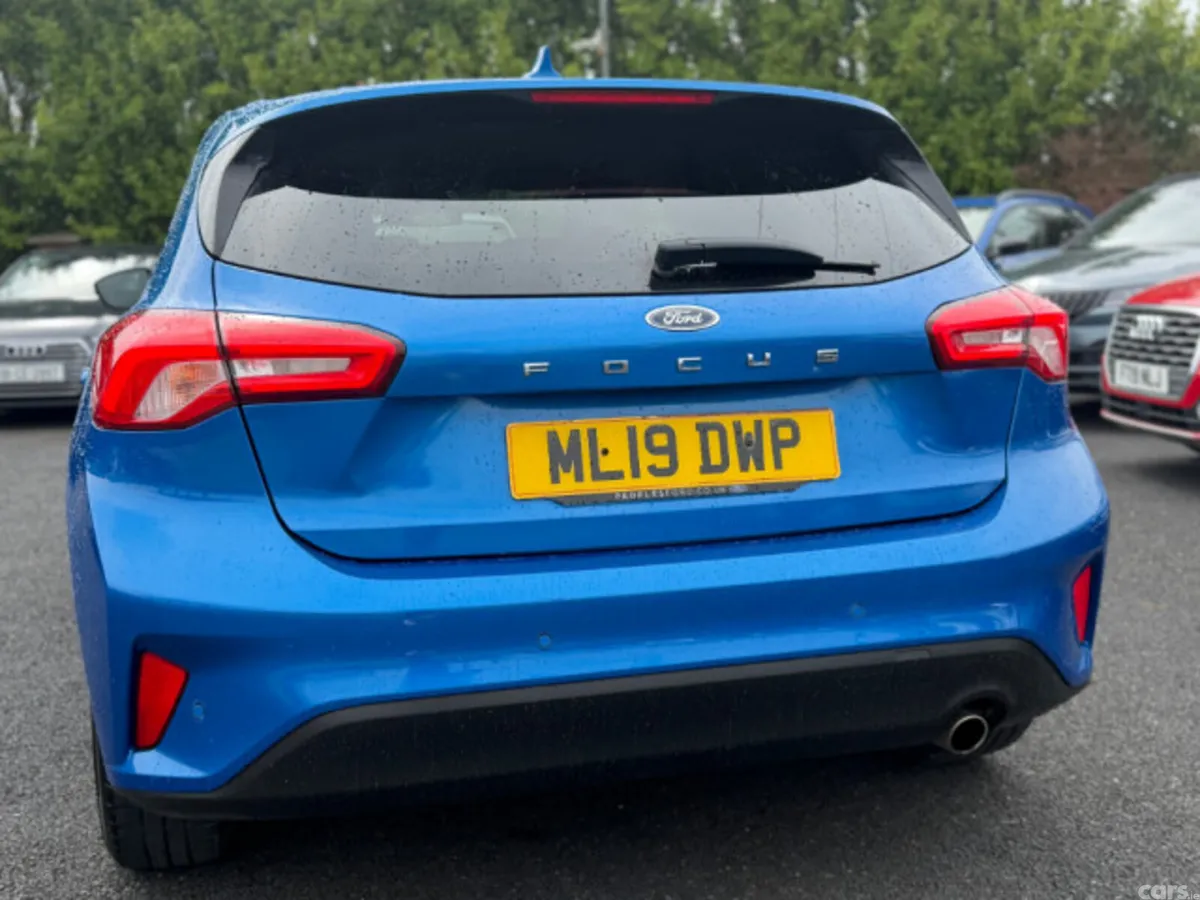 Ford Focus Hatchback, Diesel, 2019, Blue
