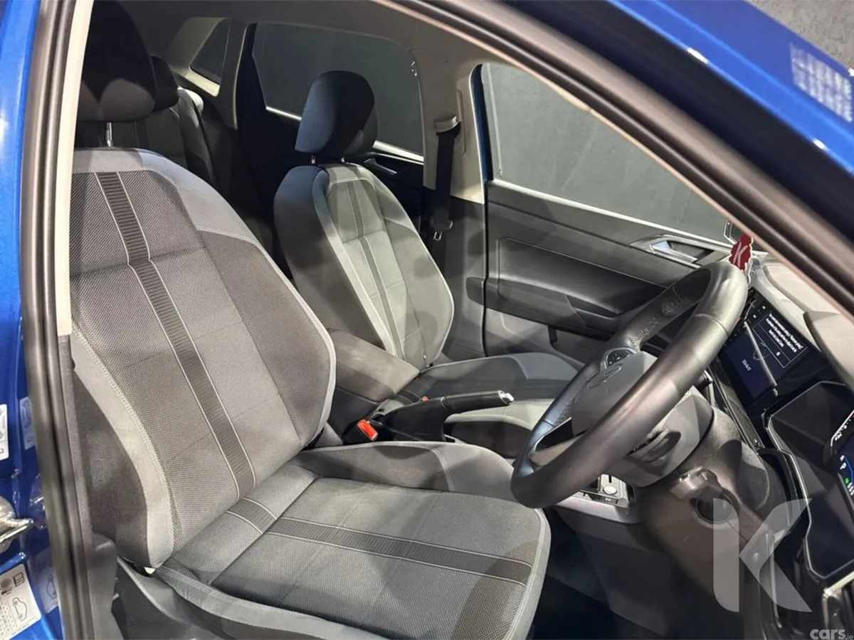 Volkswagen Polo Hatchback, Petrol, 2024, Blue