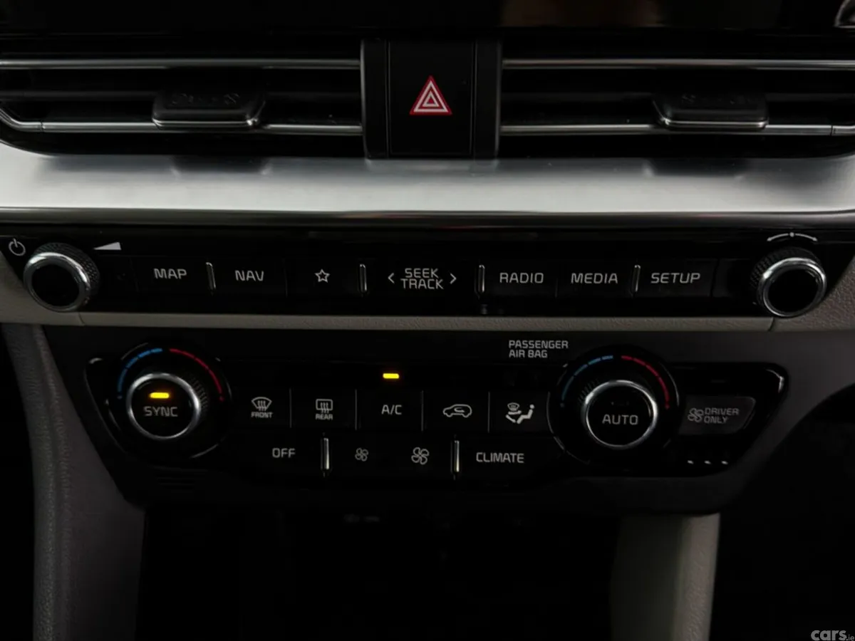 Kia Niro Hatchback, Petrol Plug-in Hybrid, 2021, Grey
